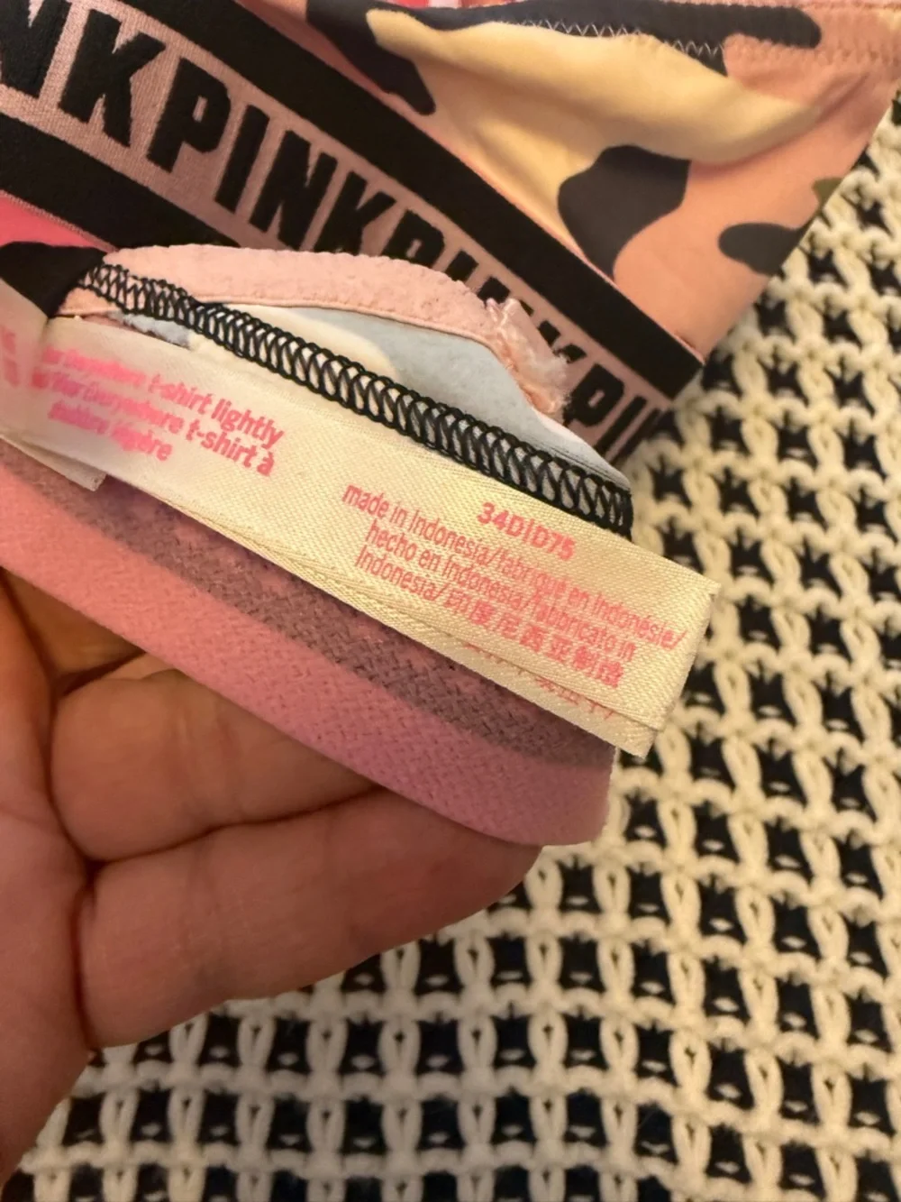 PINK Victoria's Secret Pink Camo Push-Up T-Shirt Bra Size 34 D